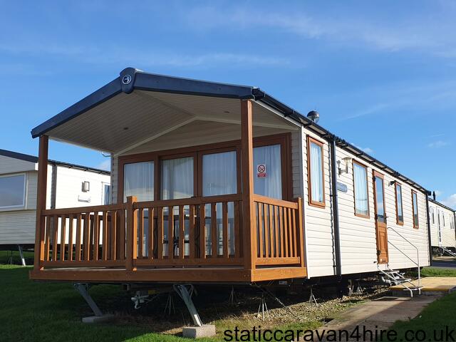 Gold Standard 2 Bedroom ( Sleeps 6) with decking & views over the lagoon.  Pet Friendly.