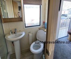 BOBBYS PLACE CARAVAN FOR HIRE GOLDEN GATE TOWYN